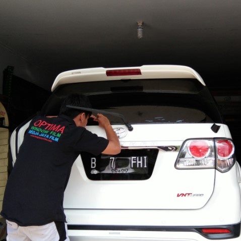 Biaya Pemasangan Kaca Film Mobil Full Body